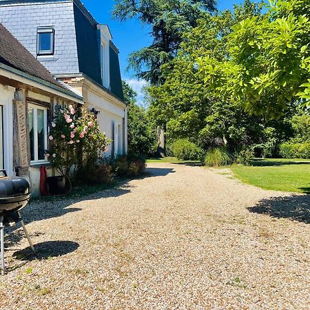 Maison Chaleureuse De 4 A 12 Personnes Neuville-aux-Bois Exterior photo